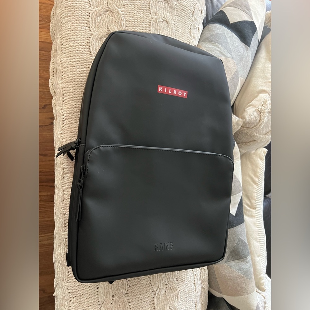 Rains Waterproof Backpack NWOT✨